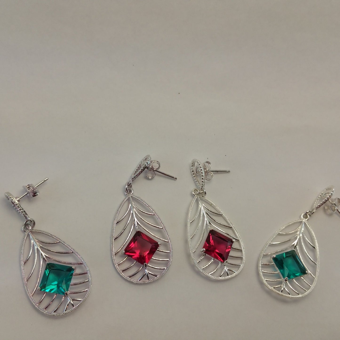 Pendientes Dart Plata.