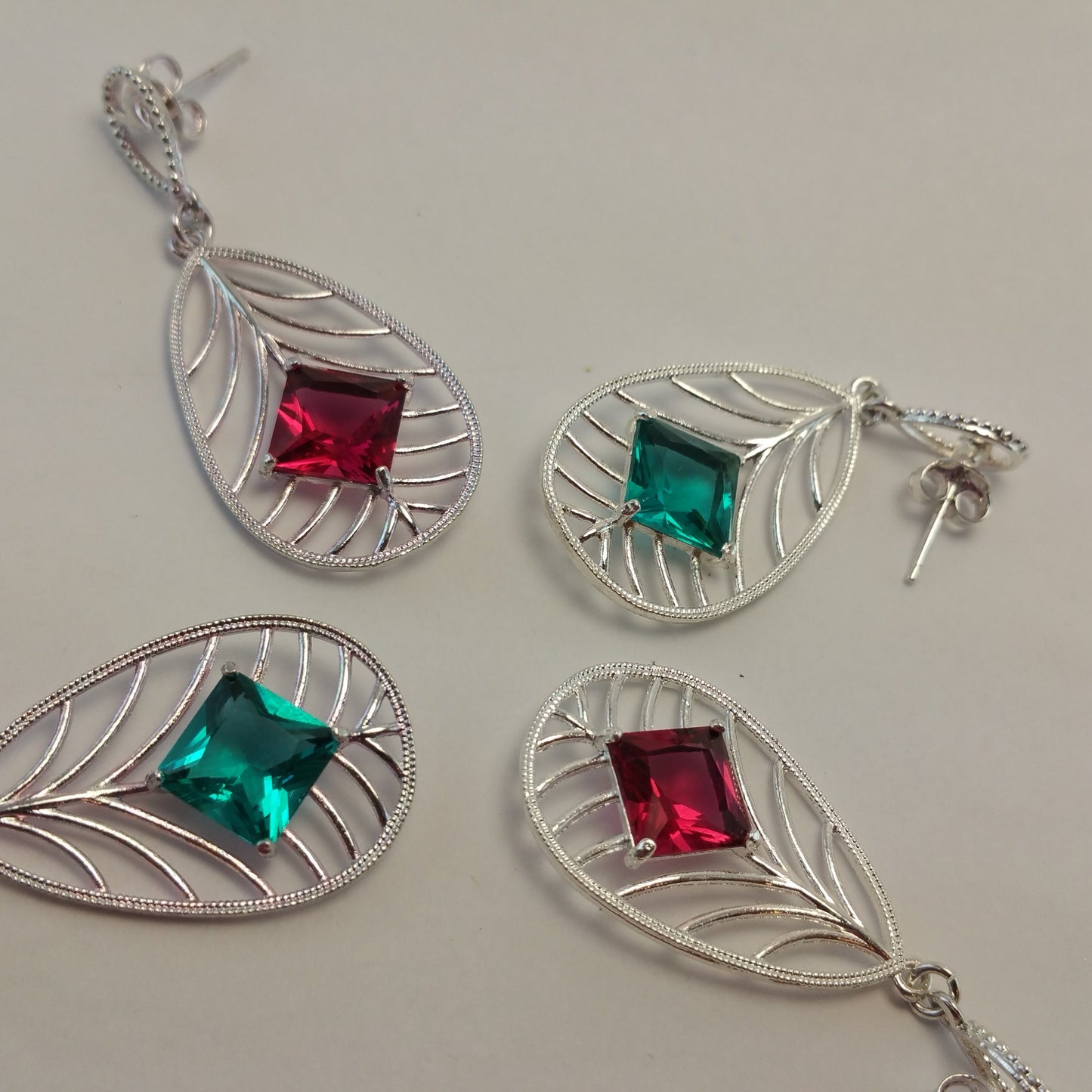 Pendientes Dart Plata.