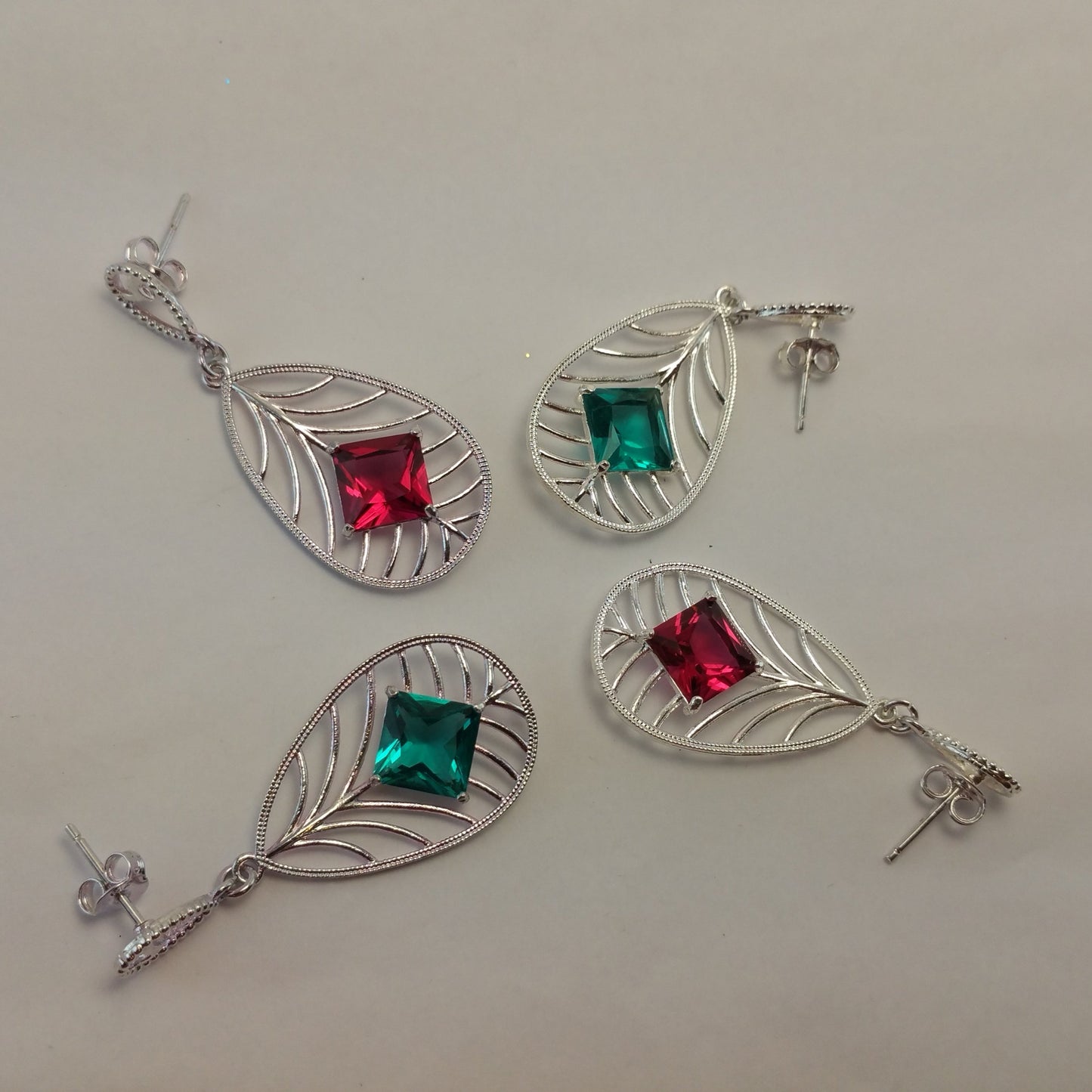 Pendientes Dart Plata.