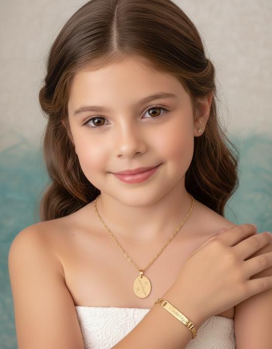 Cadena y Placa Oval Gold Personalizado .