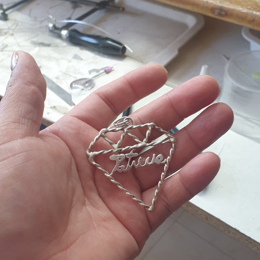 Colgante Diamante Personalizado Plata .