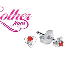 Pendiente Corazon con mini circón Plata cierre Presión .