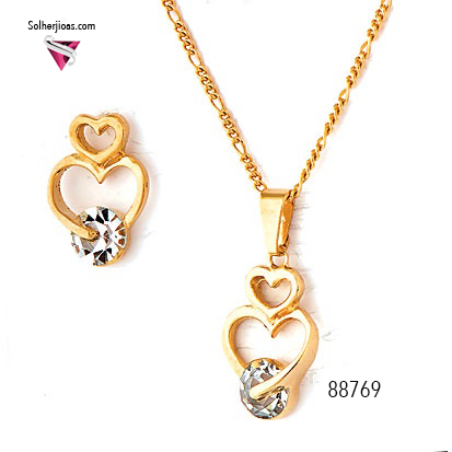 Conjunto Corazon Doble Gold con Circón .
