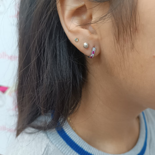 Argollas Mini con circonitas finas en amatista y translúcido