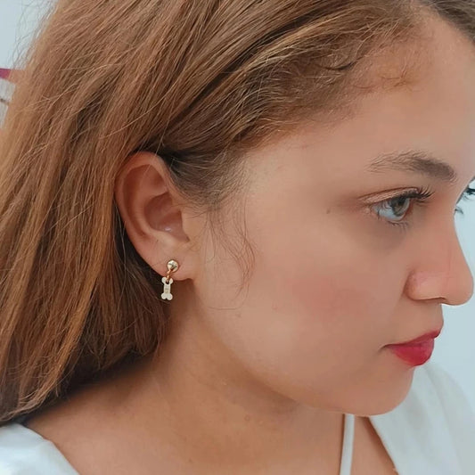 Pendientes con Aletorio 🦴 Huesito