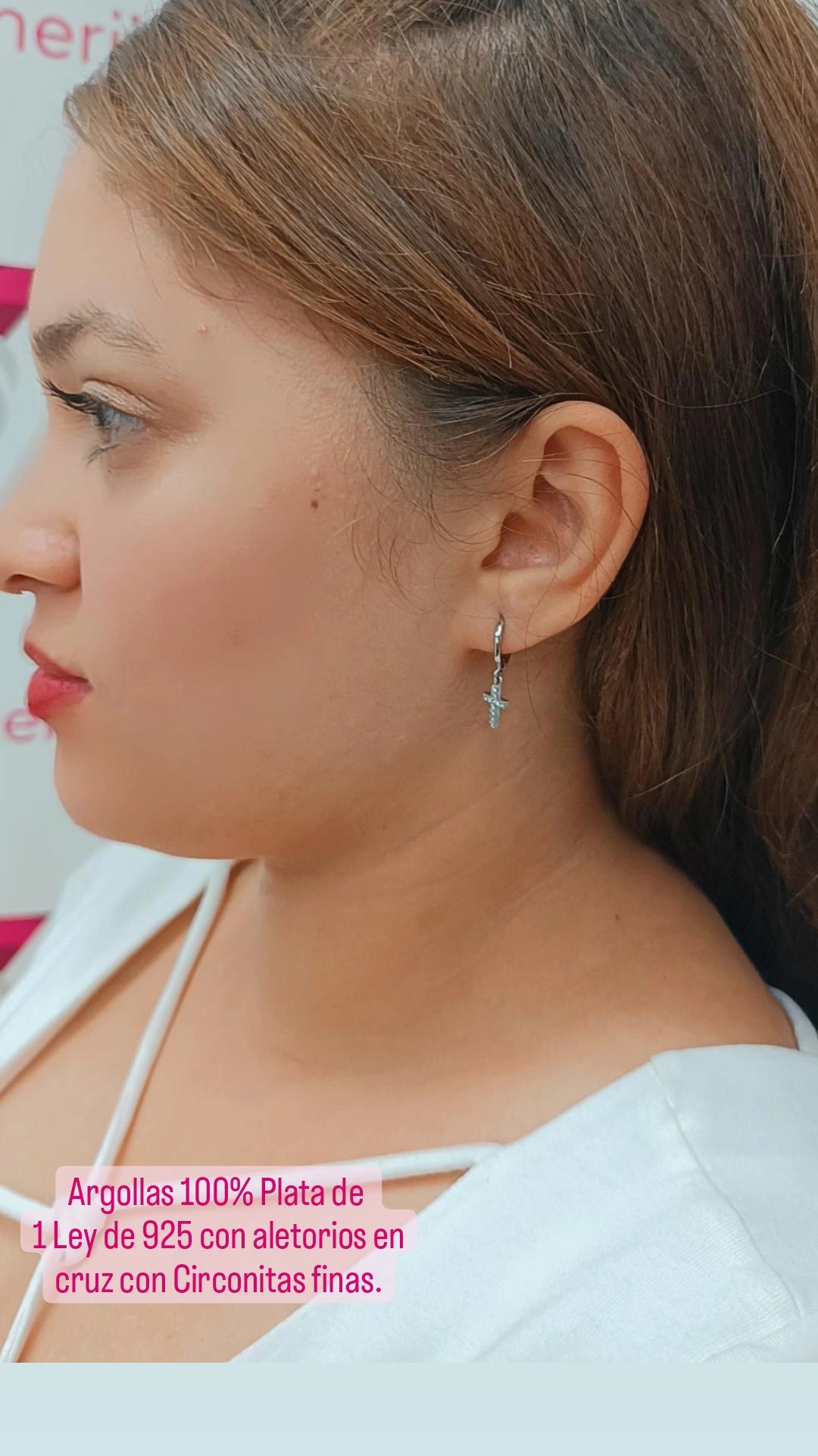 Argollas con aletorio crucifijo ✝️ Plata