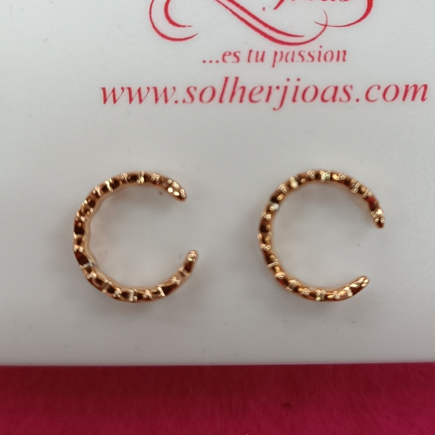 Pircing Simulador de oreja en zigzag Gold.