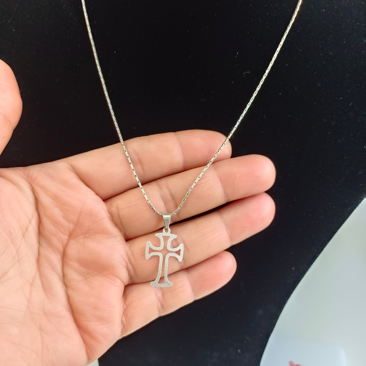 Colgante Cruz con Cadena ⛓️Plata.