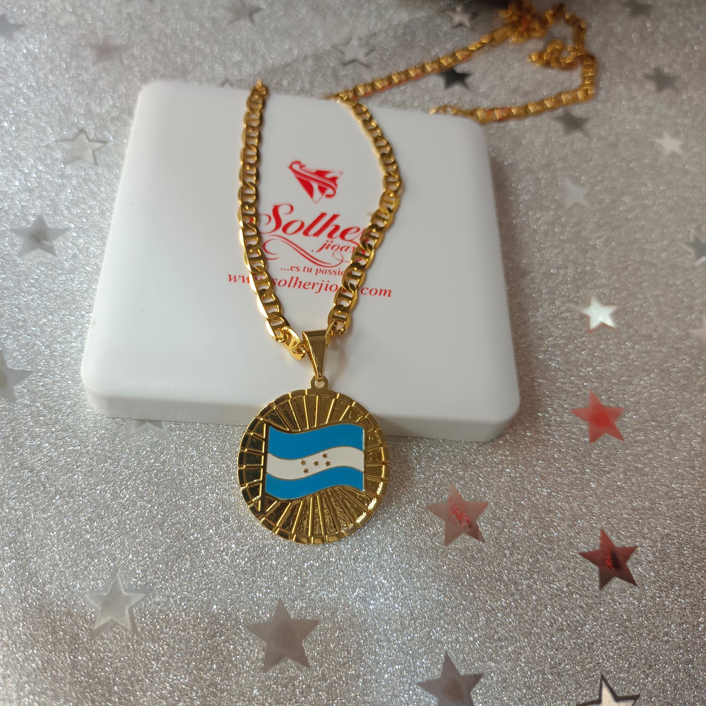 Cadena con Colgante Medalla M Gold H .