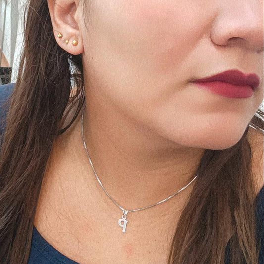 Gargantilla con Colgante Letra Plata