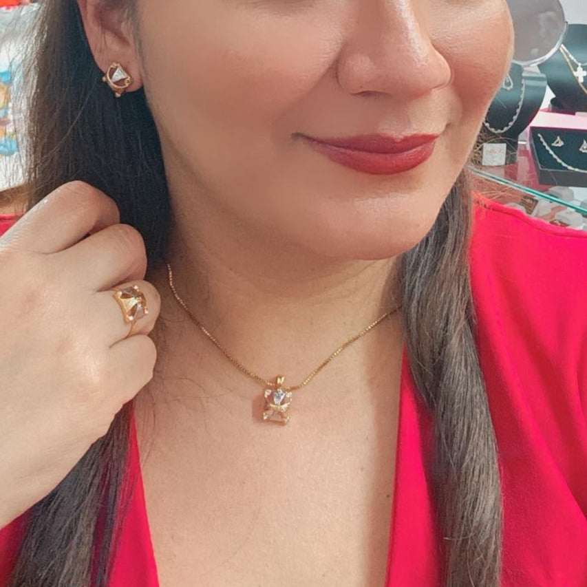 Conjunto Incluye Pendientes, Gargantilla