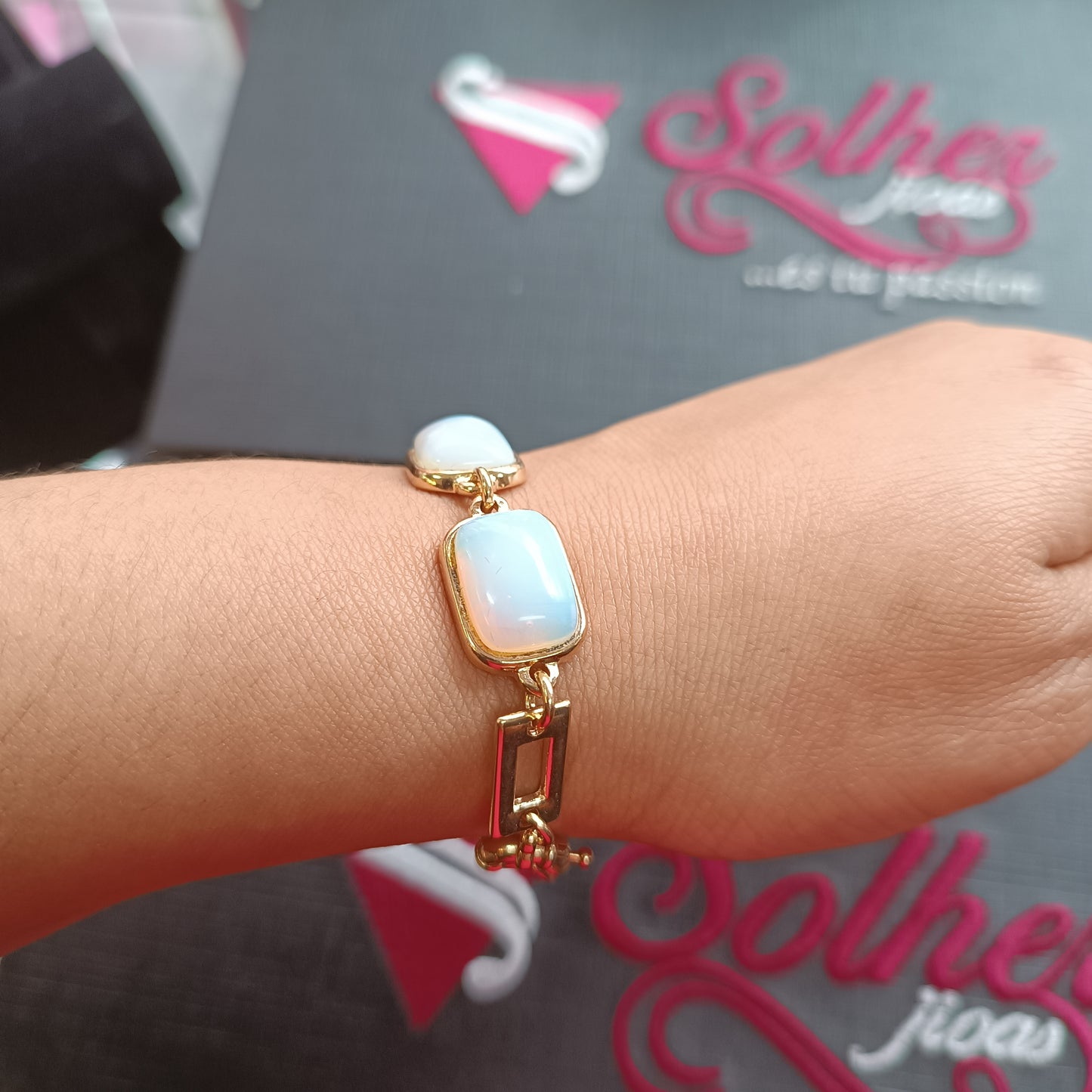 Pulsera con Piedra Natural Agua Luna