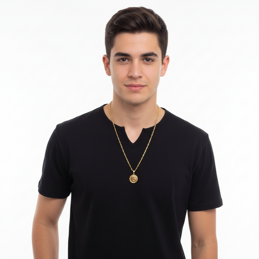 Cadena con Colgante Quince con Relieve