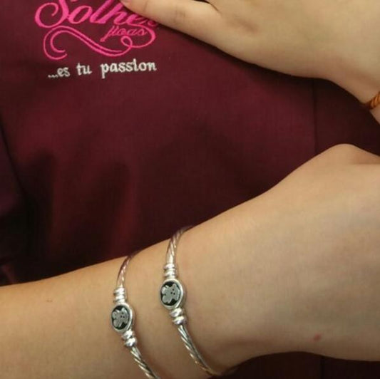 Brazalete o Pulsera Oso Esmaltado  Plata.