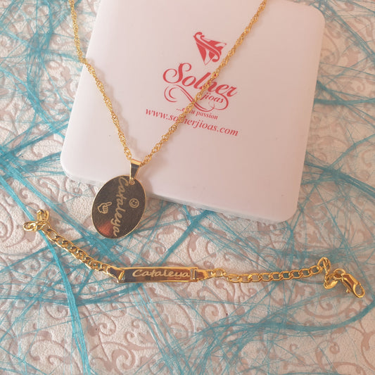 Cadena y Placa Oval Gold.