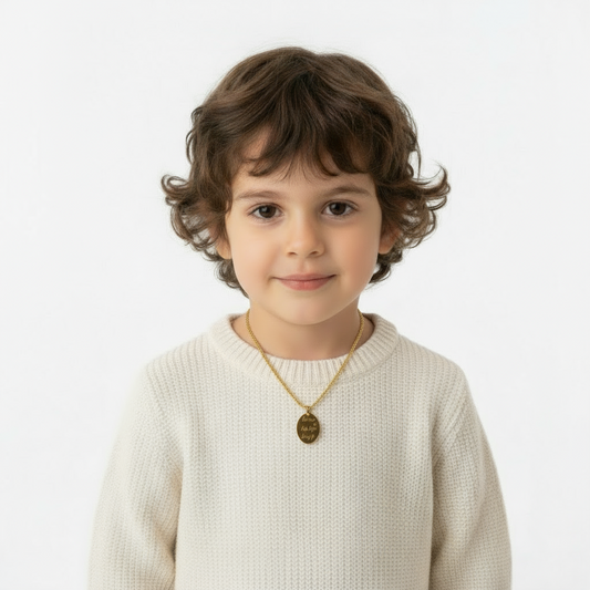 Cadena y Placa Oval Gold.