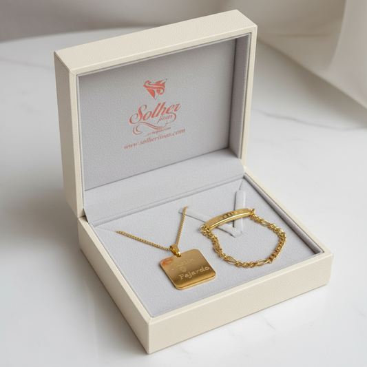 Pack  Cadena con Placa Cuadrado y Pulsera  Gold.