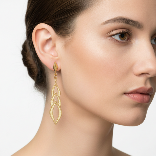 Pendiente Tres Gotas unidos Relieve.