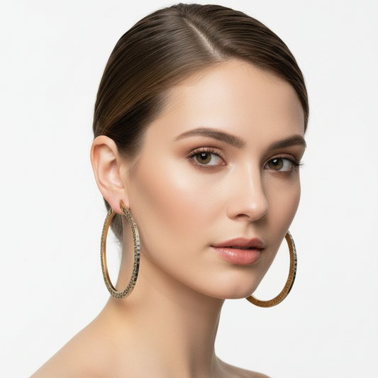 Argollas Relieve  Greca y Canto Rodinado. 100% Oro   18 kT.