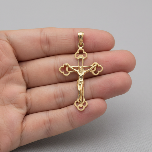 Cruz calada en Oro de 18 Kl. con Cristo.