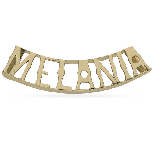 Colgante   Personalizado de nombre en Oro de 18 Kl. Letras en mayúsculas.