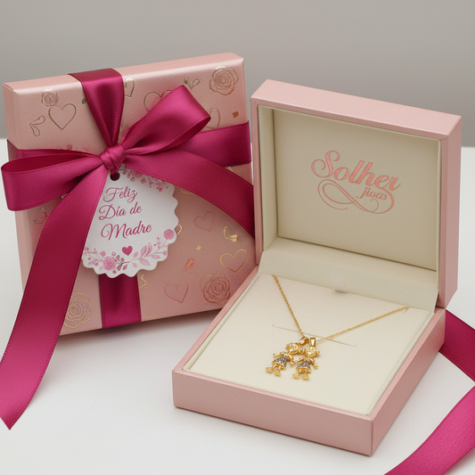 Cadena con colgantes y dos hijos personalizados