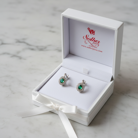Pendientes Turmalina verde cierre Omega Silver.