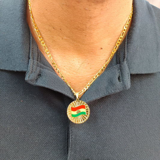 Cadena con Colgante Bolivia 🇧🇴 Mi Tierra Querida M Gold .