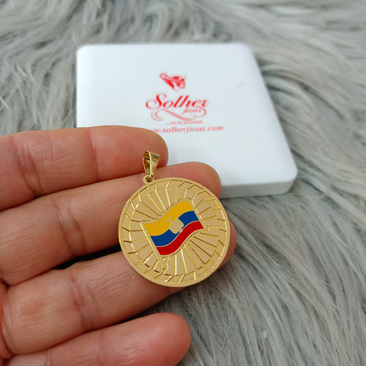 Colgante Placa Ecuador 🇪🇨 L Gold