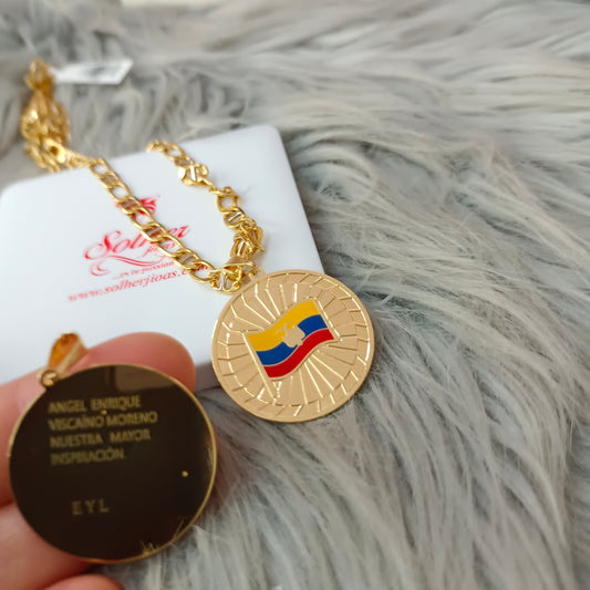 Colgante Ecuador 🇪🇨 Medalla L