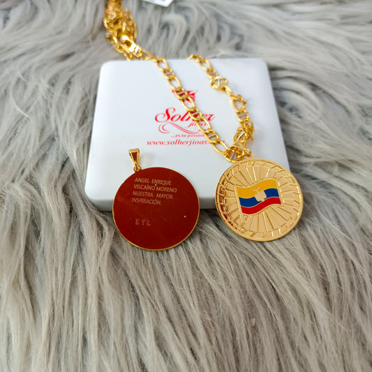 Colgante Placa Ecuador 🇪🇨 L Gold