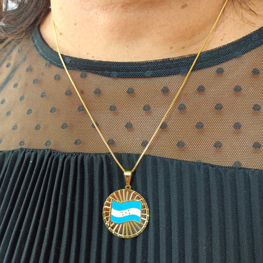 Cadena con Colgante Hondura Gold.