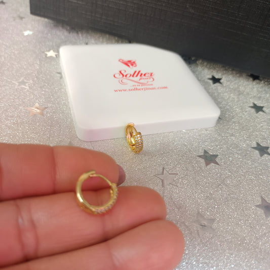 Argollas con circonitas finas Gold. T:M