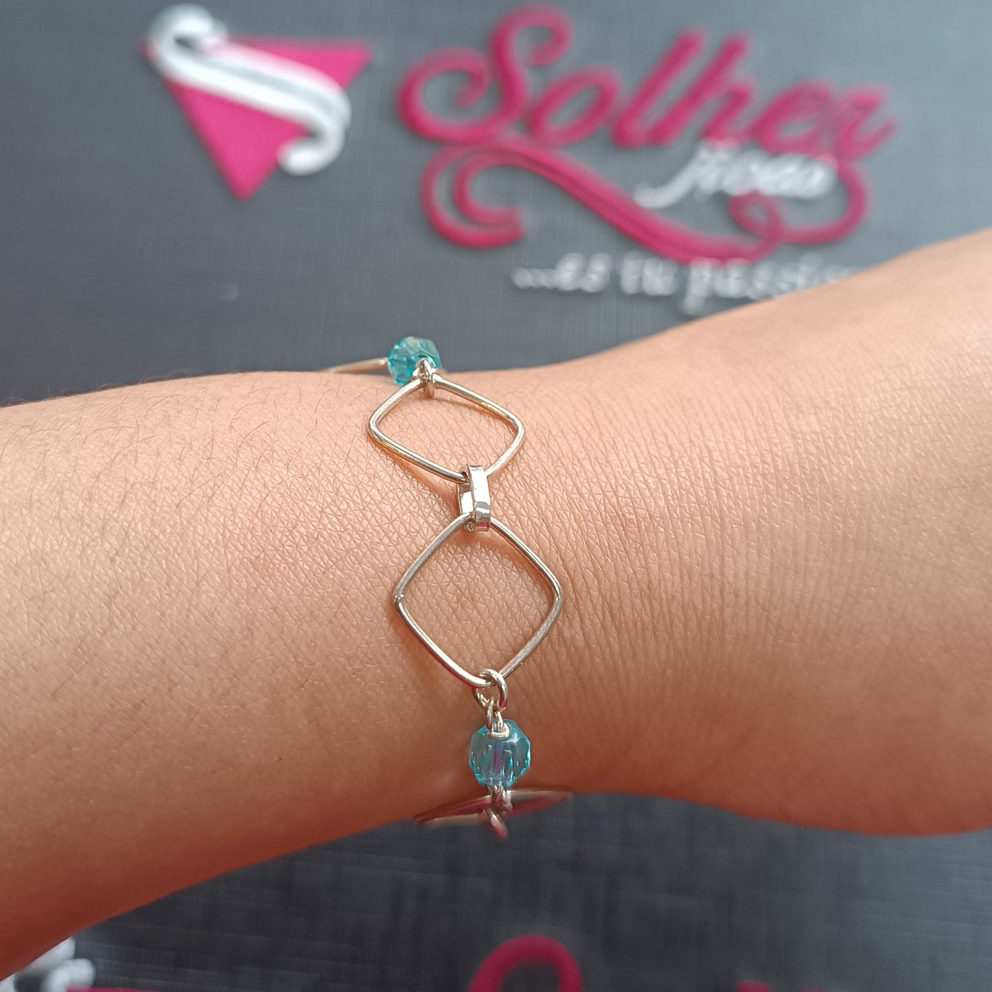 Pulsera Triangulo con Piedras Agua Marina Plata