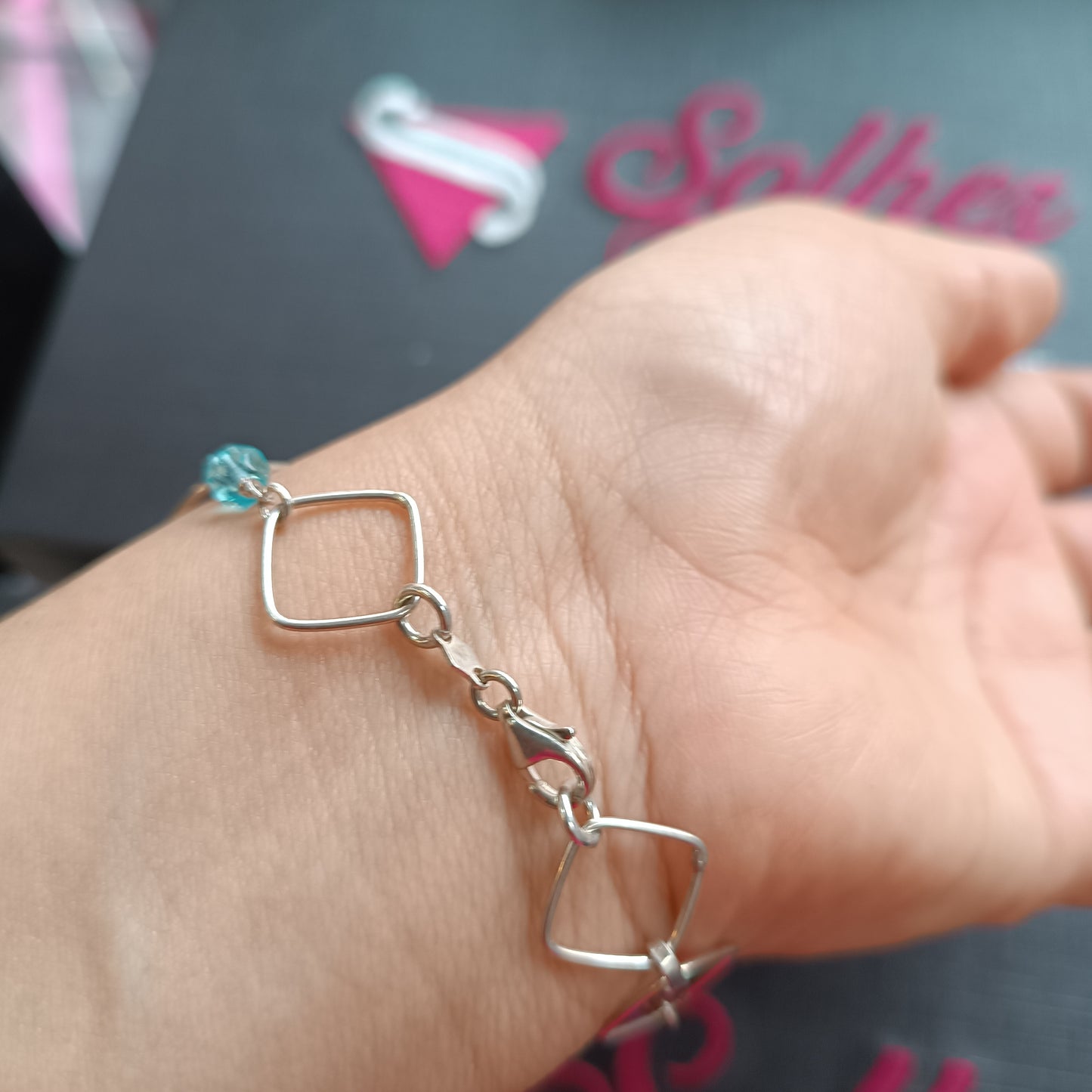 Pulsera Triangulo con Piedras Agua Marina Plata