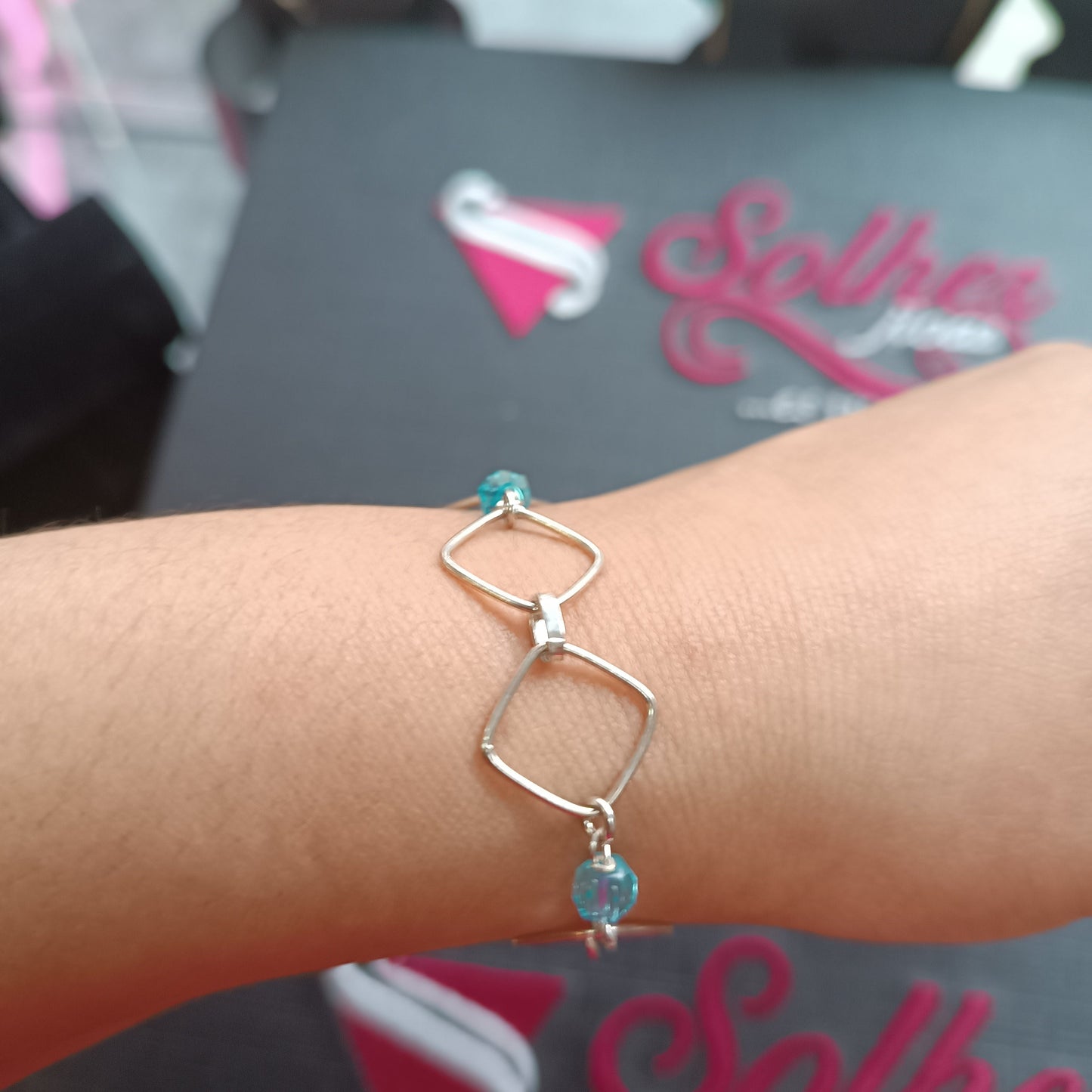 Pulsera Triangulo con Piedras Agua Marina Plata