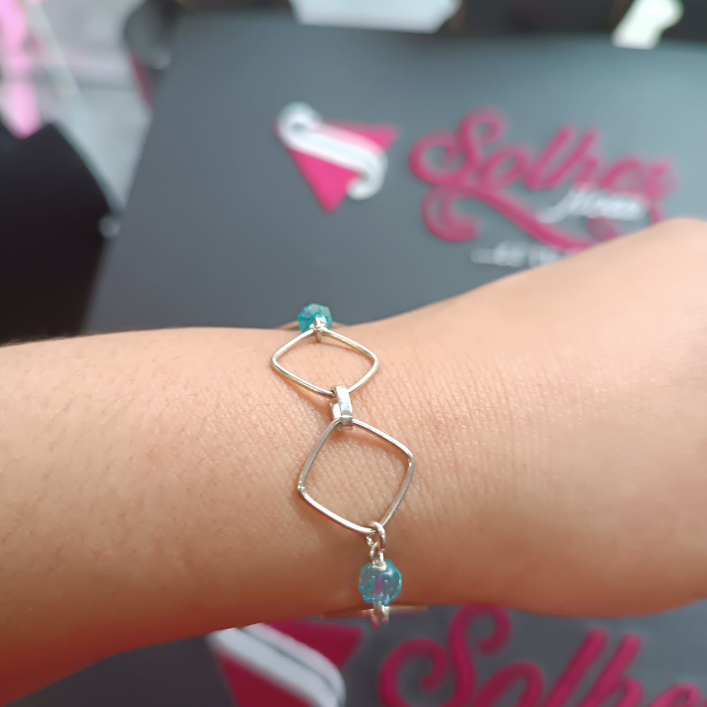 Pulsera Triangulo con Piedras Agua Marina Plata