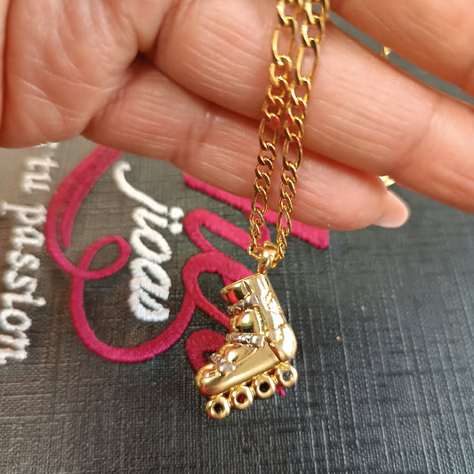 Cadena con Colgante Patín Gold.