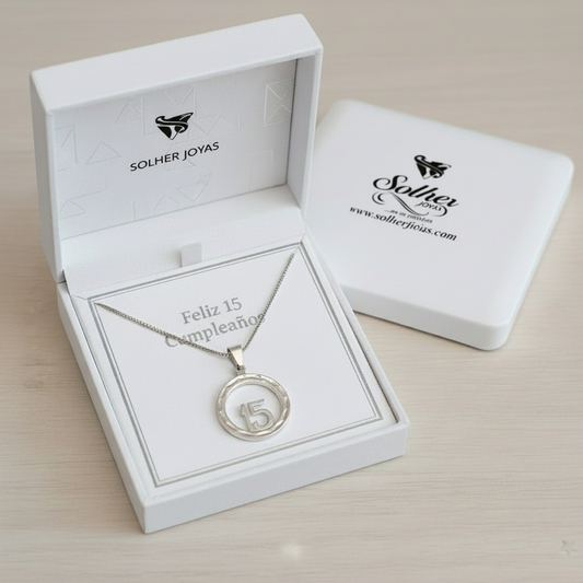 Cadena con Colgante Quince en un Aro Plata (