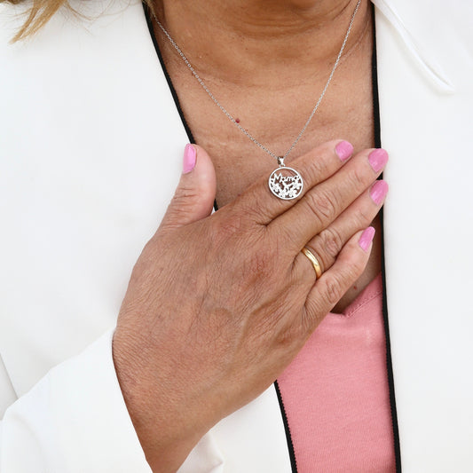 Colgante Mamá con Flores Plata