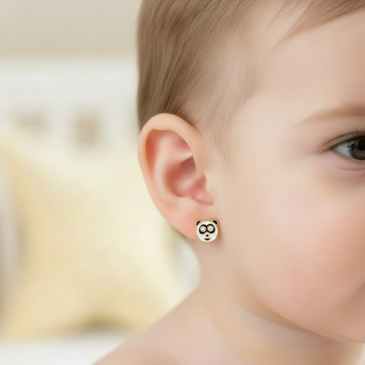 Pendientes panda para Bebe.100 % en Oro de 18 Kl. con circonitas.  Cierre de rosca. 5x5mm.
