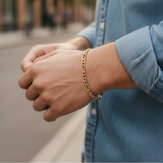 Pulsera hueca 100% en Oro de 18 Kl. con eslabón plano 3x1.