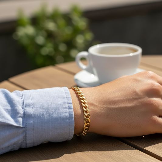 Pulsera barbada hueca 100% en Oro de 18 Kl.Ancho de 6.50mm