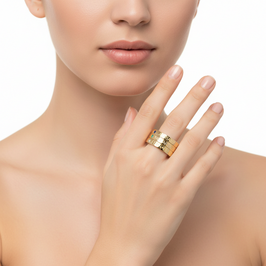 3 Sortijas 100% en Oro de 18 Kl. personalizables con nombres.