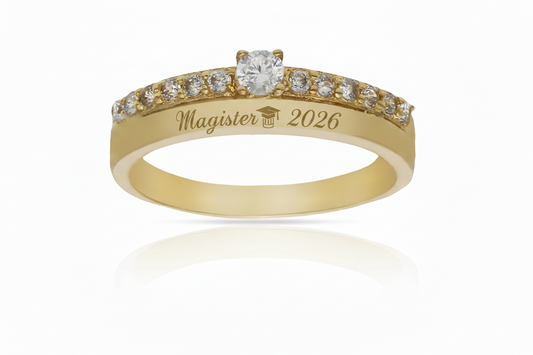 Anillo Personalizado Graduación  100%  en Oro de 18 Kl. con circonitas.