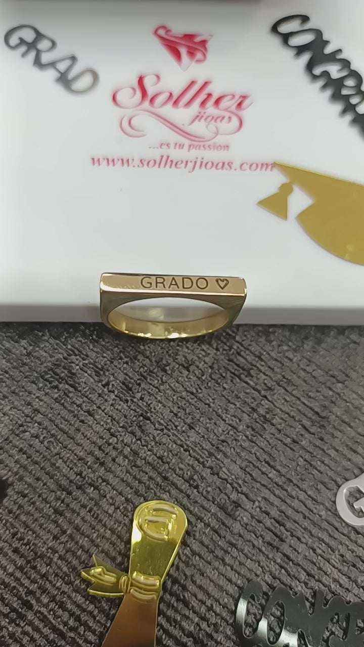 Anillo graduación 🎓 personalizado Gold.