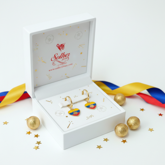 Pendiente Corazón ❤️ Ecuador 🇪🇨 Cierre Aro Gold.